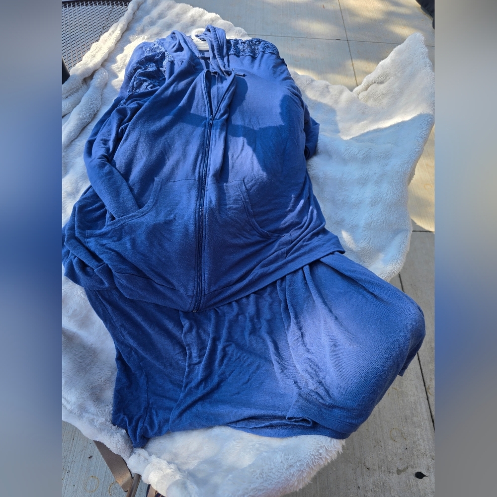 Blue Zip-Up Hoodie And Long Nightgown 1XL